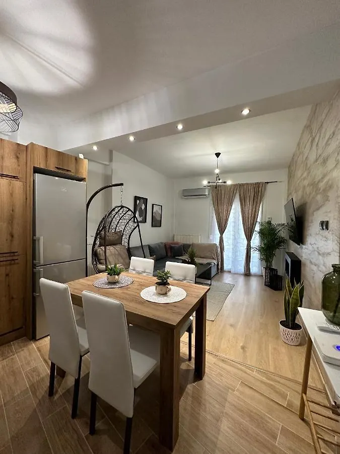 Thanos Luxurious Apartment location